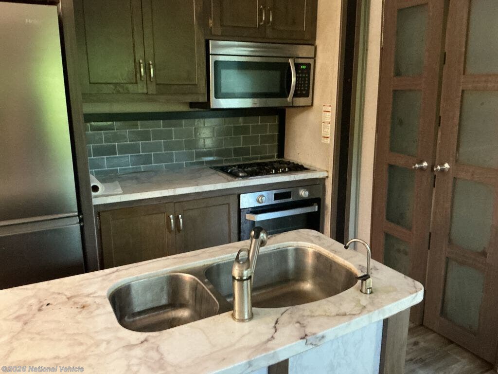 2019 Keystone Retreat Destination 39LOFT - Used Travel Trailer For Sale by National Vehicle in Palmetto, Florida