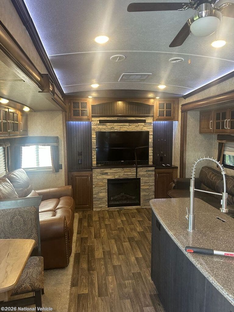 2016 Keystone Montana 3000RE - Used Fifth Wheel For Sale by National Vehicle in Boise, Idaho