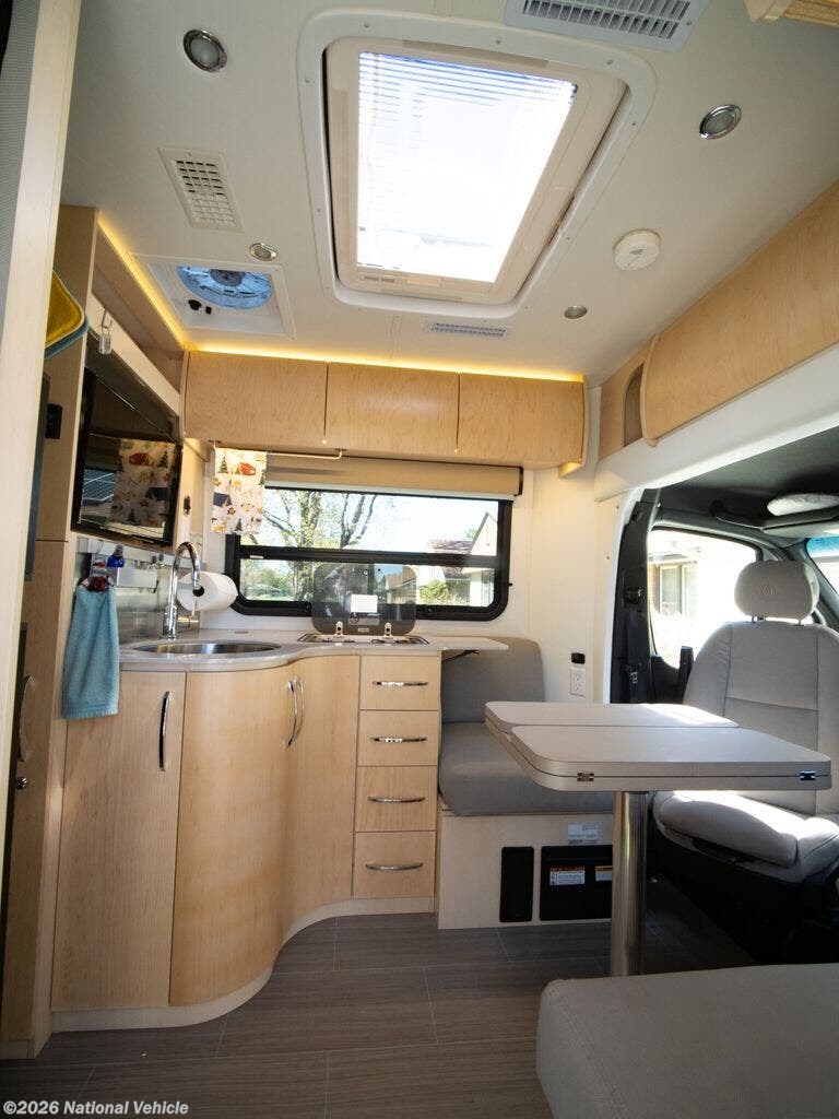 2022 Unity U24TB by Leisure Travel from National Vehicle in Roseville, Minnesota