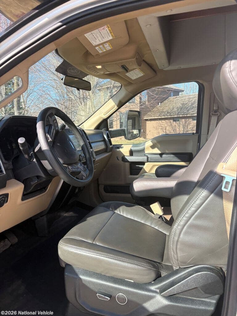 2020 Veracruz 35FWS by Renegade RV from National Vehicle in Prior Lake, Minnesota