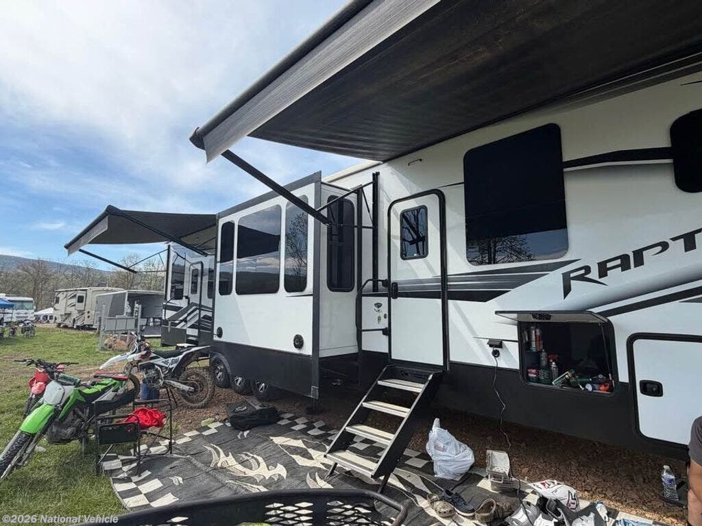 2022 Raptor 415 by Keystone from National Vehicle in King George, Virginia