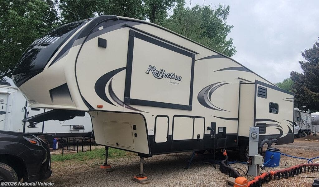 2019 Grand Design Reflection 337RLS - Used Fifth Wheel For Sale by National Vehicle in Lincoln, Nebraska