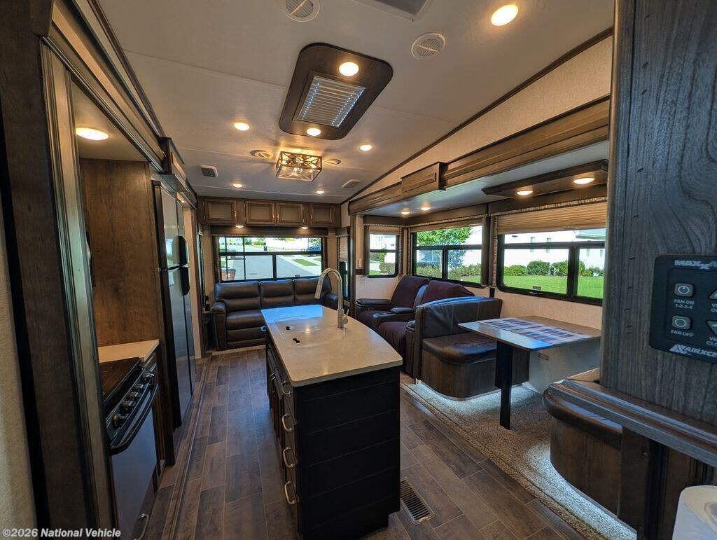 Used 2018 Keystone Montana High Country 305RL available in Nokomis, Florida