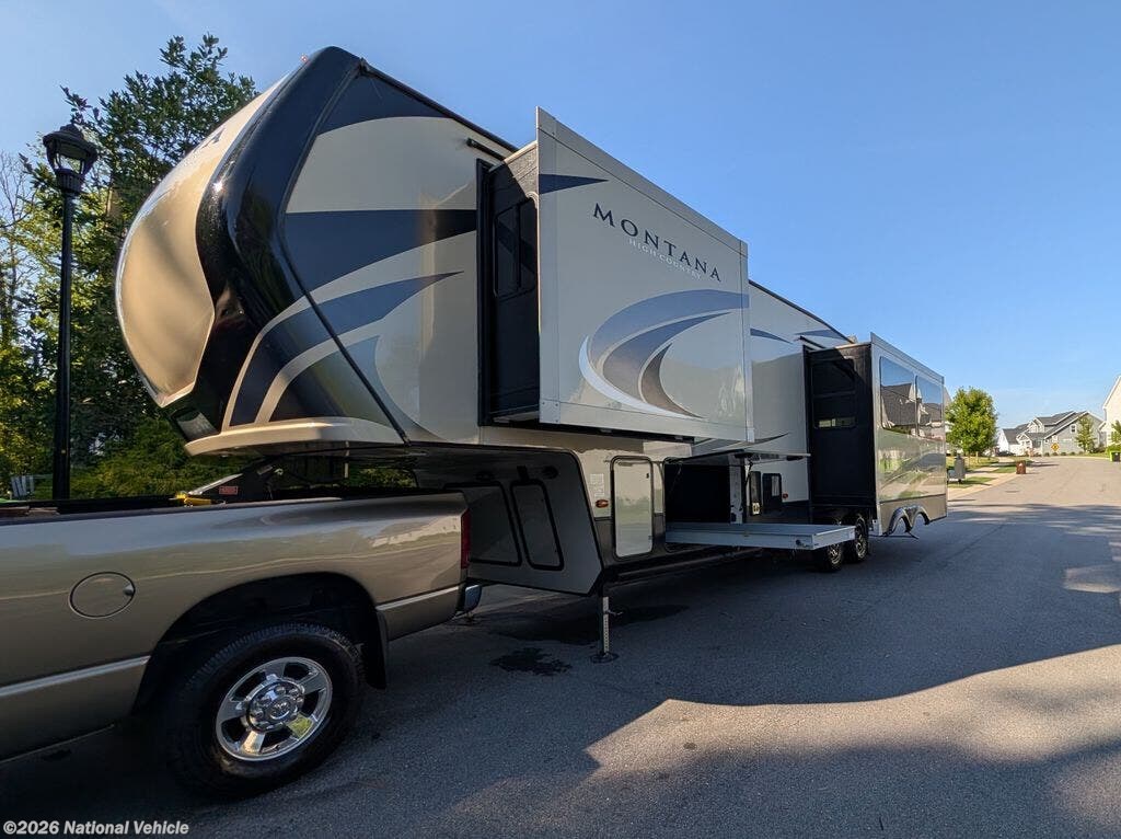 2018 Keystone Montana High Country 305RL - Used Fifth Wheel For Sale by National Vehicle in Nokomis, Florida