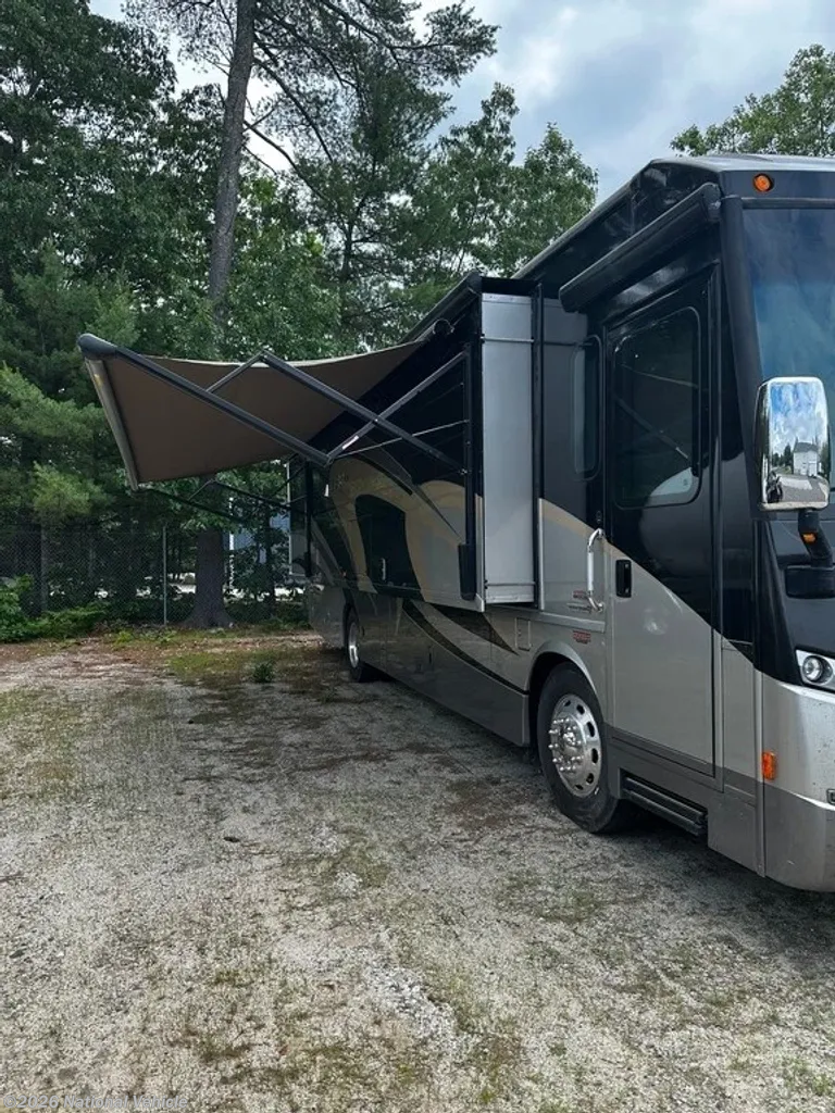2016 Itasca Meridian 36M - Used Class A For Sale by National Vehicle in Westbrook, Maine