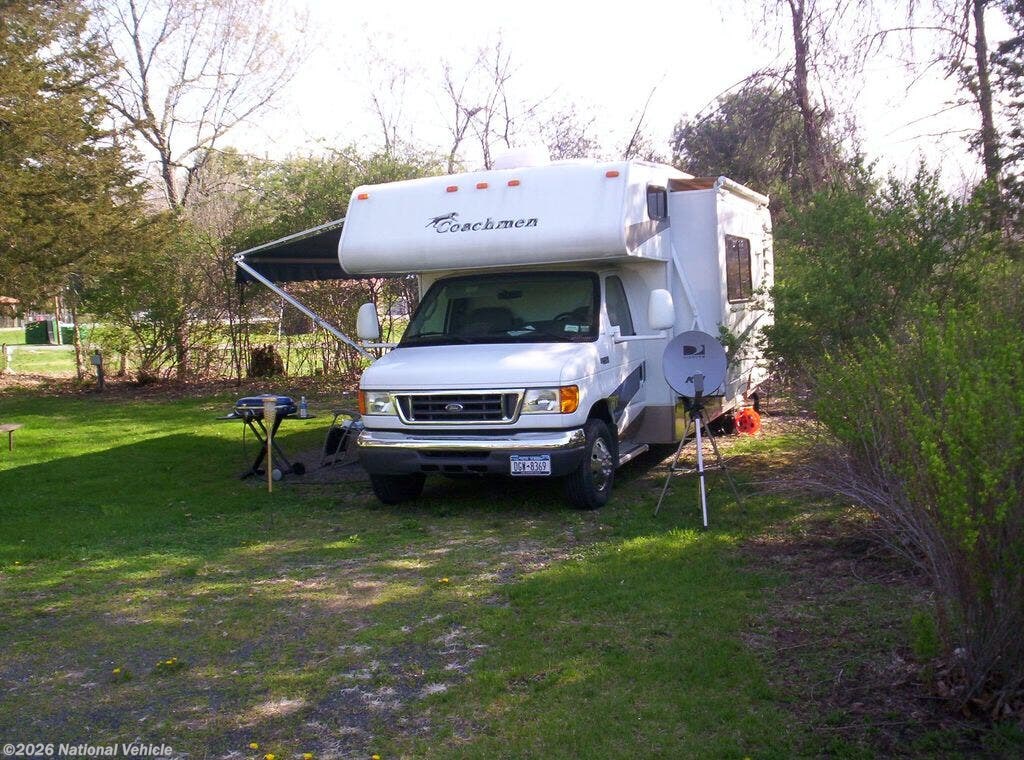 2006 Coachmen Freelander 3100SO - Used Class C For Sale by National Vehicle in Mount Marion, New York
