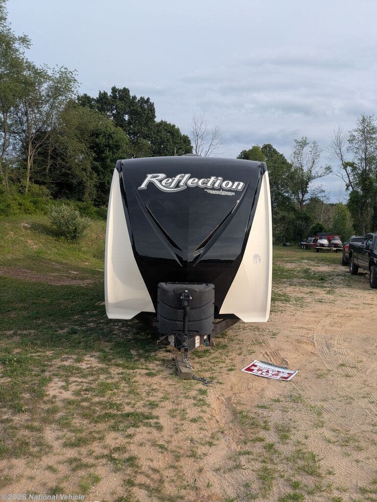 Used 2019 Grand Design Reflection 297RSTS available in Belding, Michigan