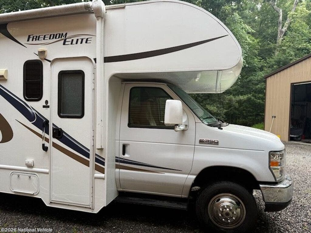 2015 Freedom Elite 22E by Thor Motor Coach from National Vehicle in Murphy, North Carolina