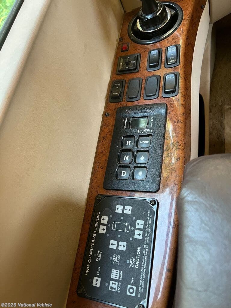 Used 2007 Newmar Dutch Star 4023 available in Palmyra, Wisconsin