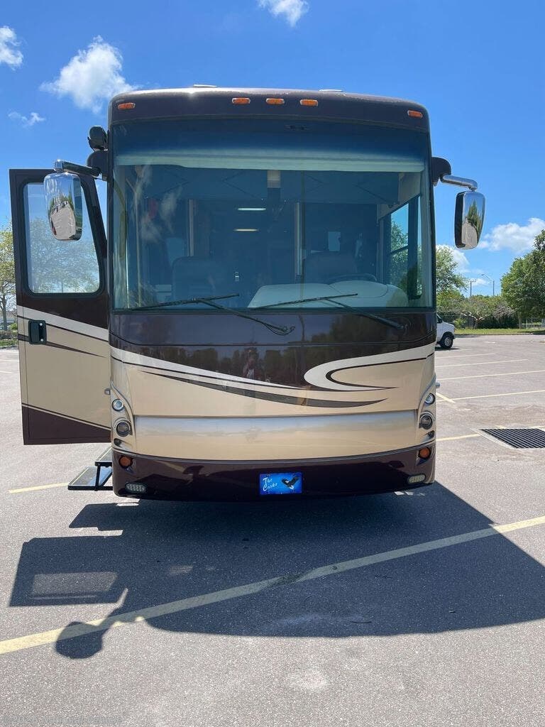 Used 2007 Newmar Dutch Star 4023 available in Palmyra, Wisconsin