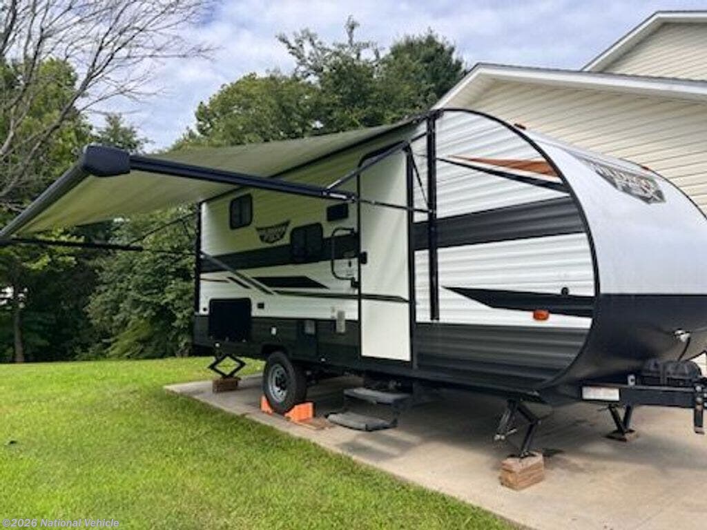 2022 Forest River Wildwood FSX 178BHSK - Used Travel Trailer For Sale by National Vehicle in Elizabethtown, Kentucky
