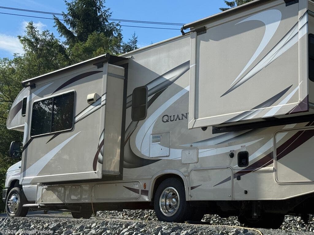 2017 Thor Motor Coach Quantum 29RQ - Used Class C For Sale by National Vehicle in Honesdale, Pennsylvania