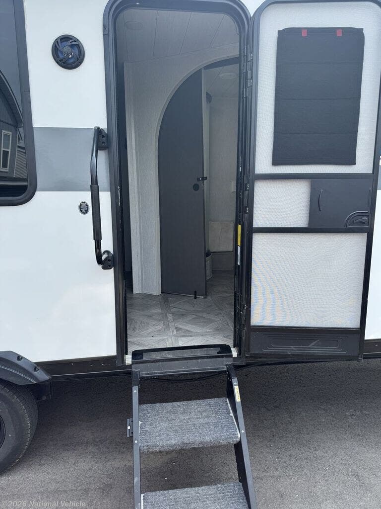 2024 Salem Cruise Lite Platinum 24VIEWX by Forest River from National Vehicle in Cottage Grove, Minnesota