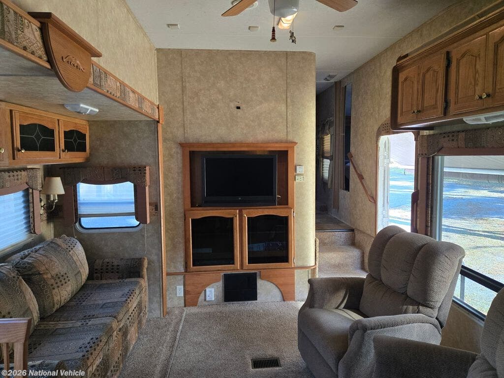 2008 Cedar Creek Silverback 30LRKSA by Forest River from National Vehicle in Walkersville, Maryland