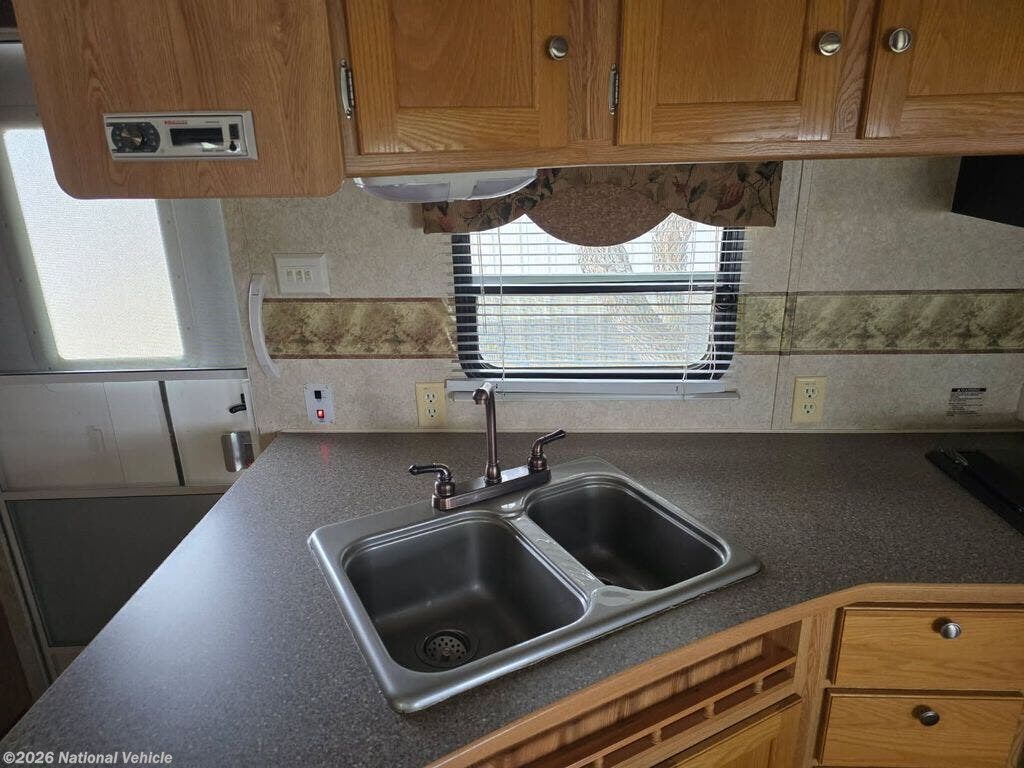 Used 2010 SunnyBrook Brookside 279RB available in Mitchell, South Dakota