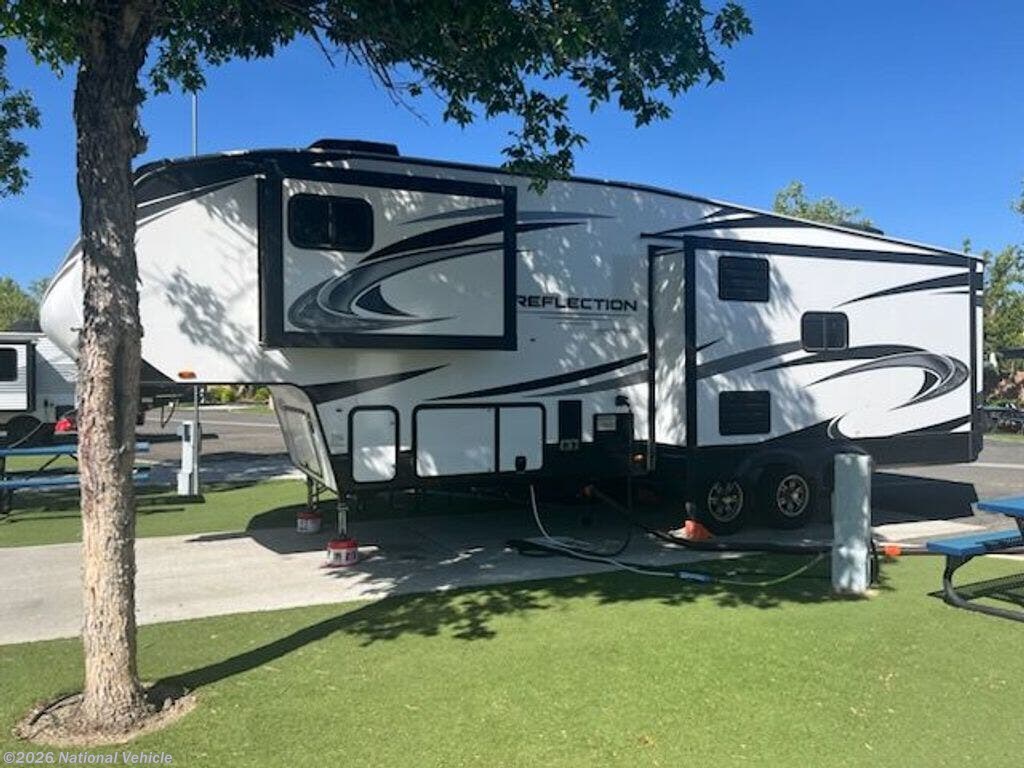 Used 2021 Grand Design Reflection 303RLS available in Sparks, Nevada