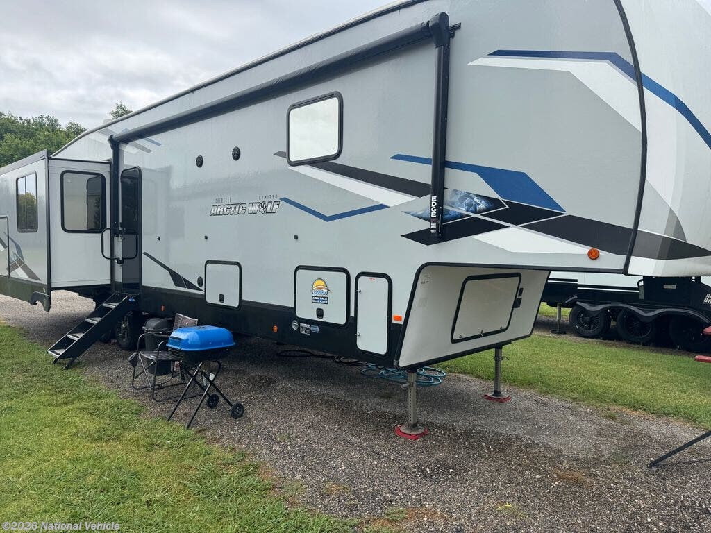 Used 2023 Forest River Cherokee Arctic Wolf 3660 available in Weatherford, Texas