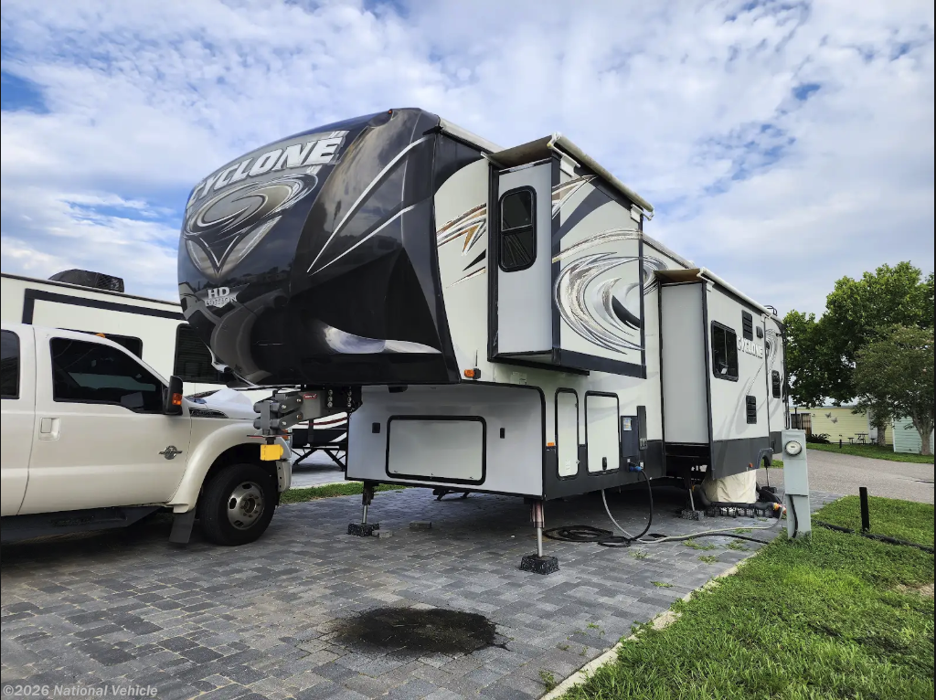 2014 Heartland Cyclone HD Edition 3800 - Used Toy Hauler For Sale by National Vehicle in Polk City, Florida