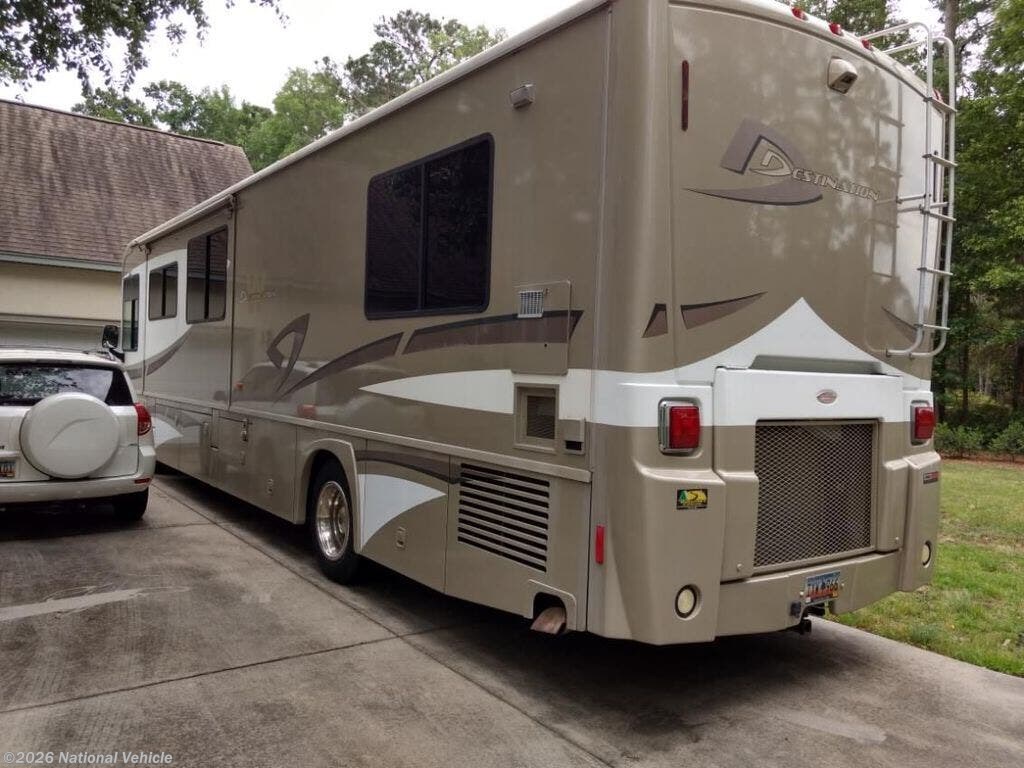 2008 Destination 39W by Winnebago from National Vehicle in Pawleys Island, South Carolina