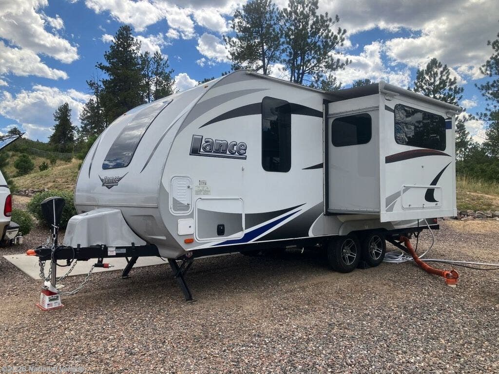 2019 Lance Travel Trailer 1995 - Used Travel Trailer For Sale by National Vehicle in Colorado Springs, Colorado