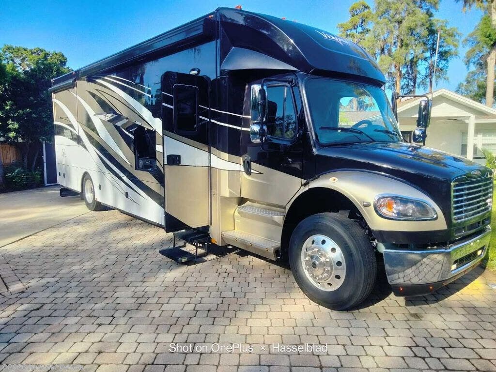 2019 Verona 36VSB by Renegade RV from National Vehicle in Lutz, Florida
