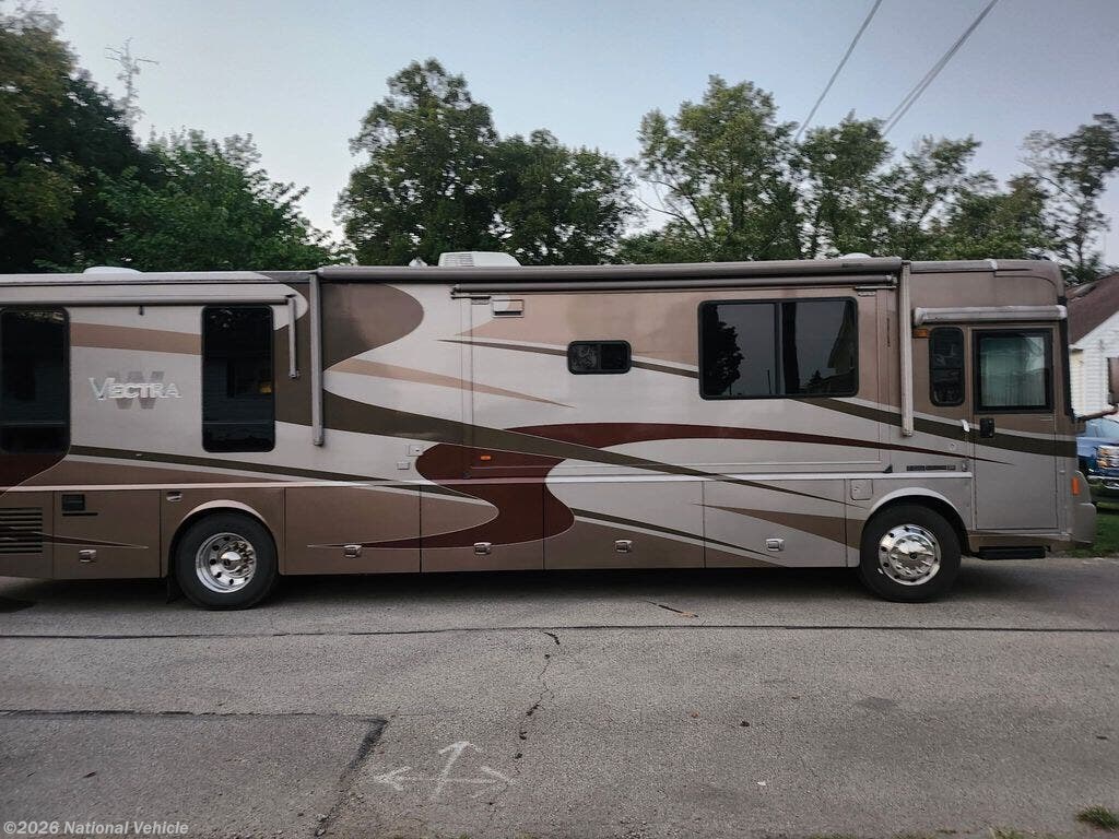 2004 Winnebago Vectra 40KD - Used Class A For Sale by National Vehicle in Natrona Heights, Pennsylvania