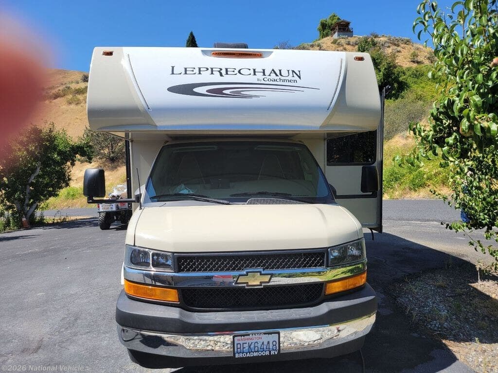 2017 Coachmen Leprechaun 240FS - Used Class C For Sale by National Vehicle in Wenatchee, Washington