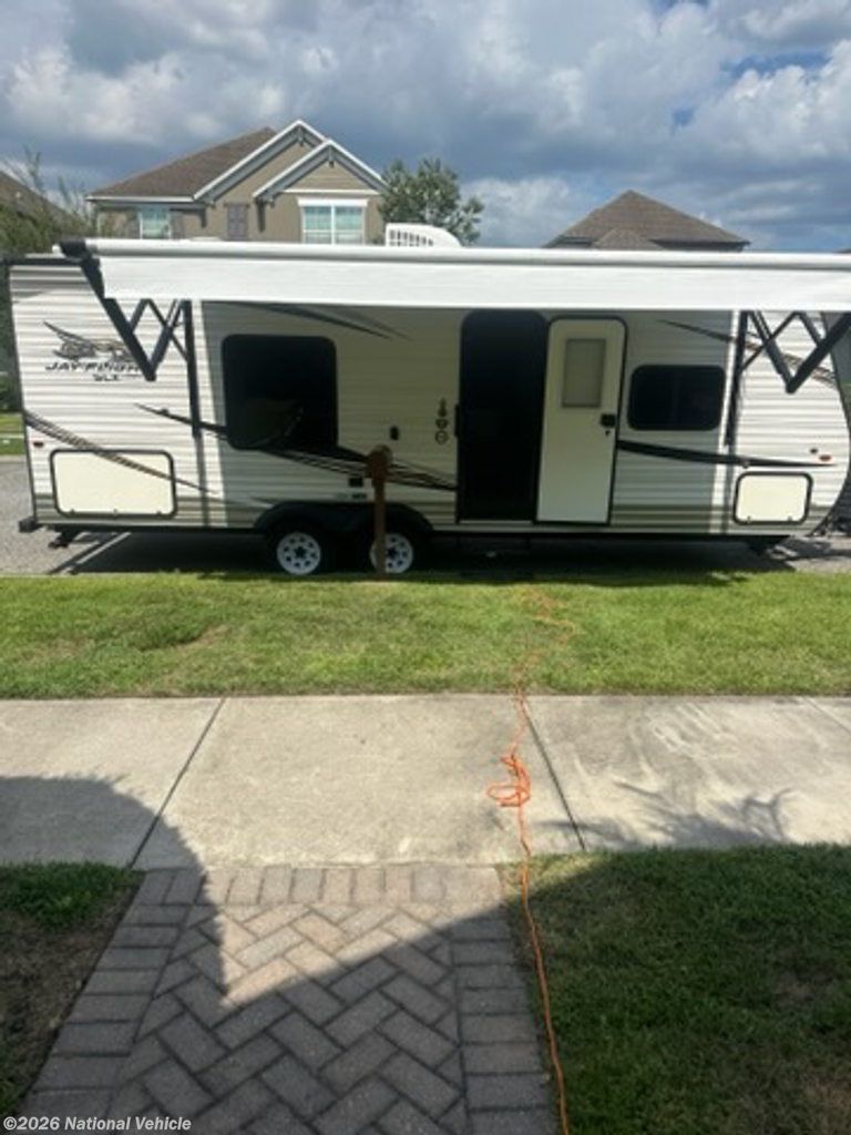 2019 Jayco Jay Flight SLX 232RB - Used Travel Trailer For Sale by National Vehicle in Orlando, Florida