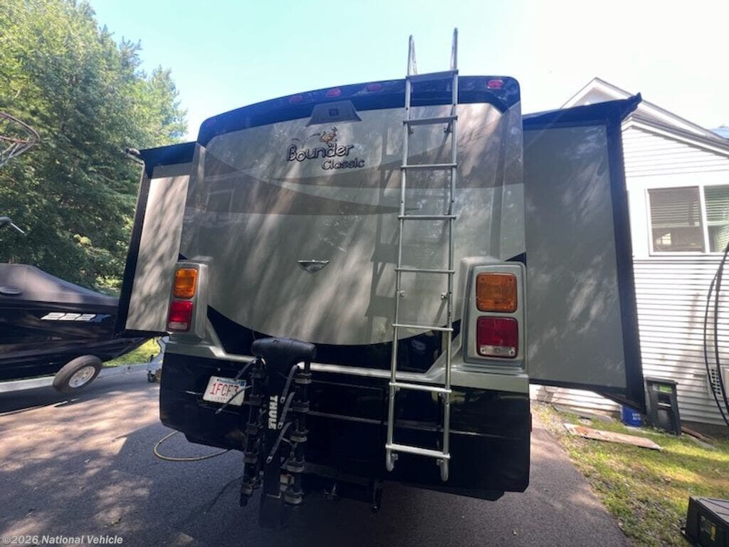 2014 Bounder 34B by Fleetwood from National Vehicle in Westborough, Massachusetts