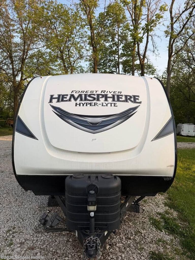 2019 Forest River Salem Hemisphere Lite 29BHHL - Used Travel Trailer For Sale by National Vehicle in Argenta, Illinois