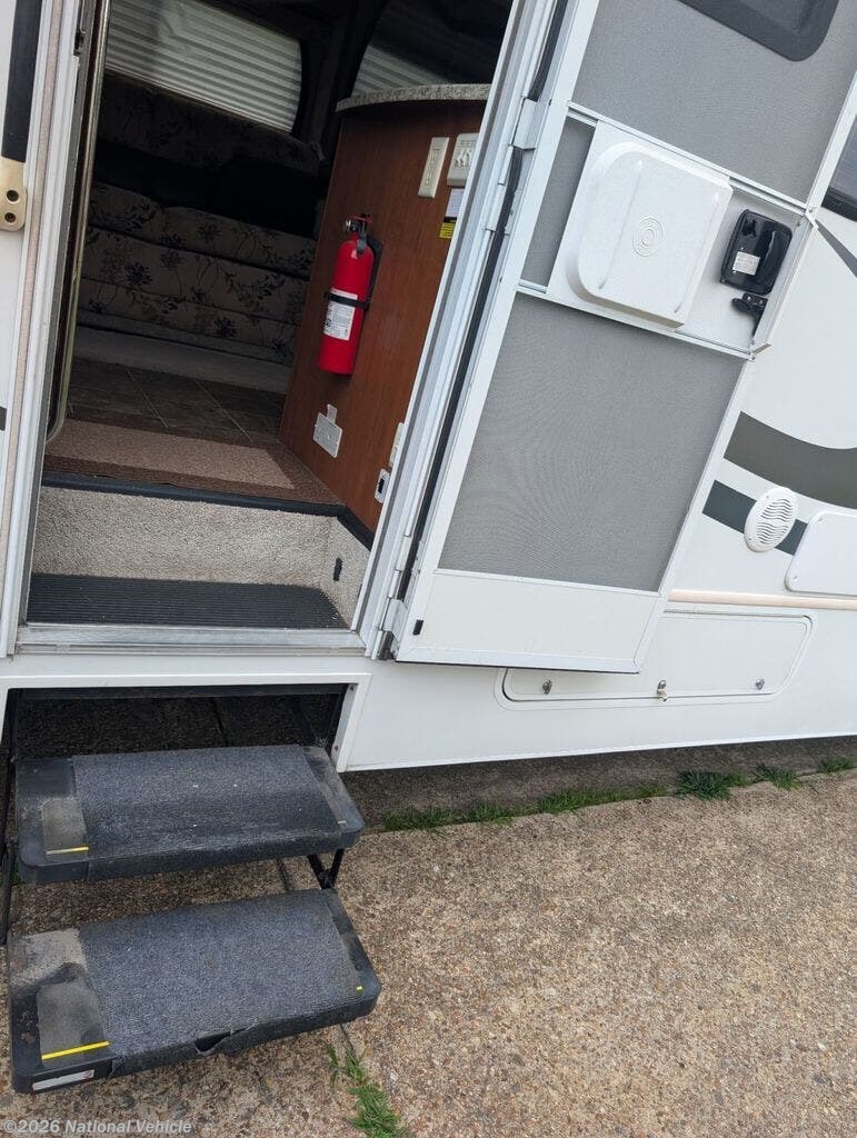 2009 Greyhawk 31SS by Jayco from National Vehicle in Virginia Beach, Virginia