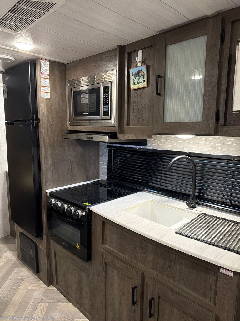 2022 Salem Cruise Lite 261BHXL by Forest River from National Vehicle in Clearwater, Florida