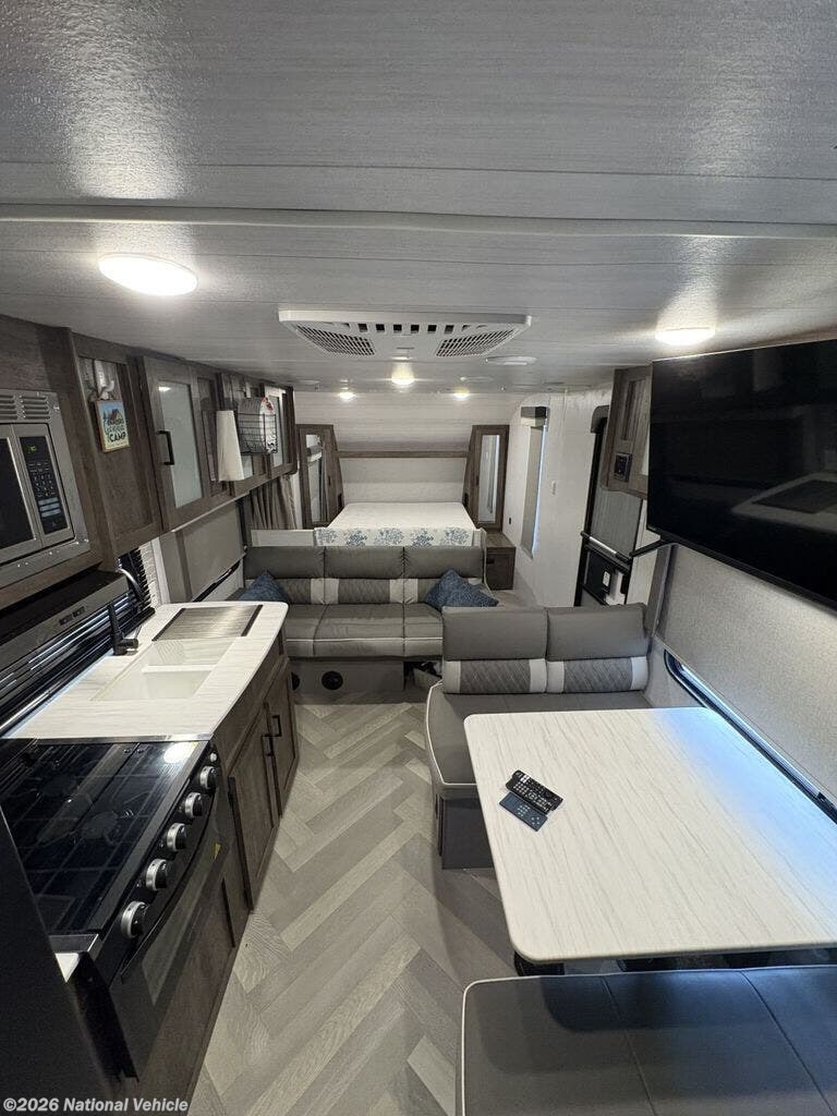 2022 Salem Cruise Lite 261BHXL by Forest River from National Vehicle in Clearwater, Florida
