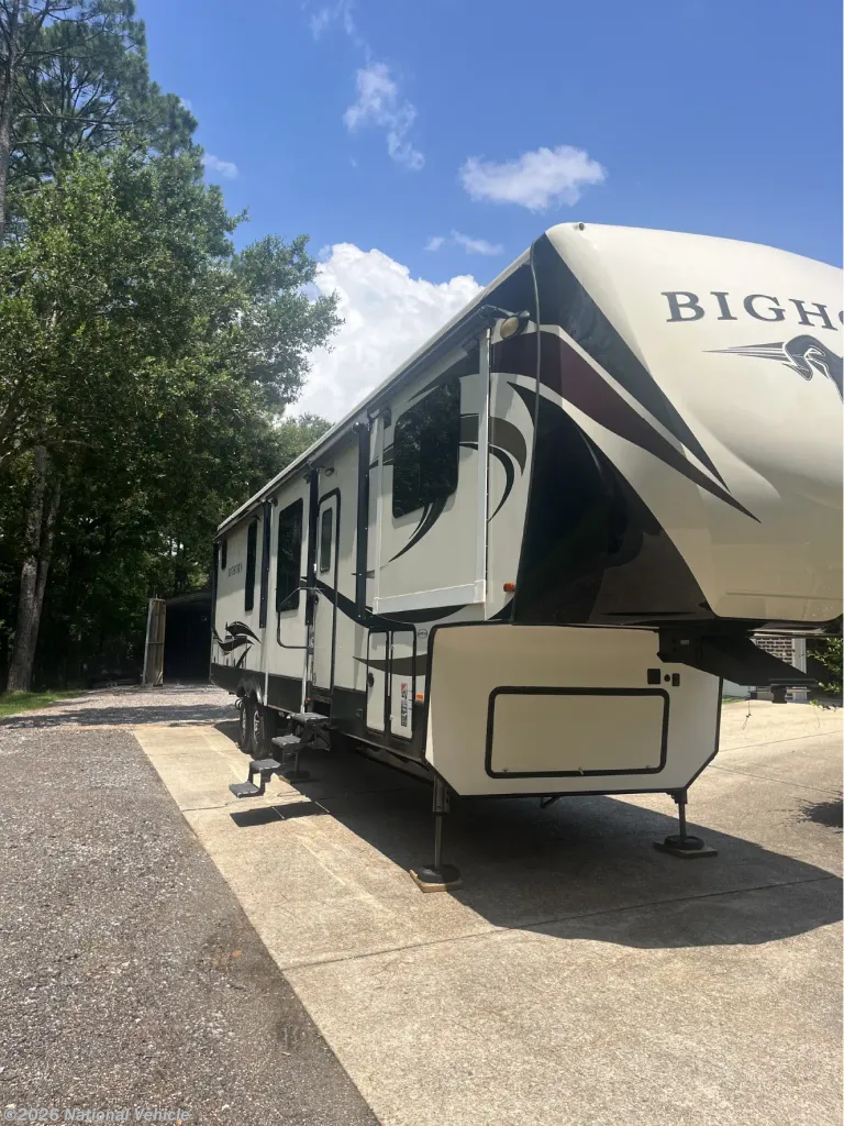 2019 Heartland Bighorn 3950FL - Used Fifth Wheel For Sale by National Vehicle in Wiggins, Mississippi
