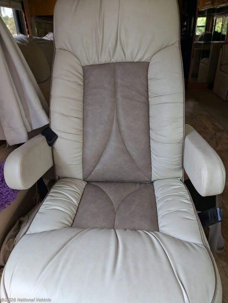 2007 Knight 40PDQ by Monaco RV from National Vehicle in Inverness, Florida