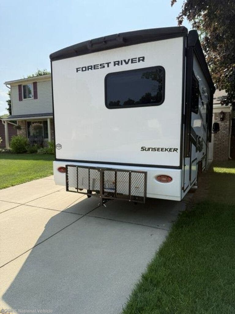 2026 Forest River Sunseeker LE 2350 - Used Class C For Sale by National Vehicle in Waterford, Michigan