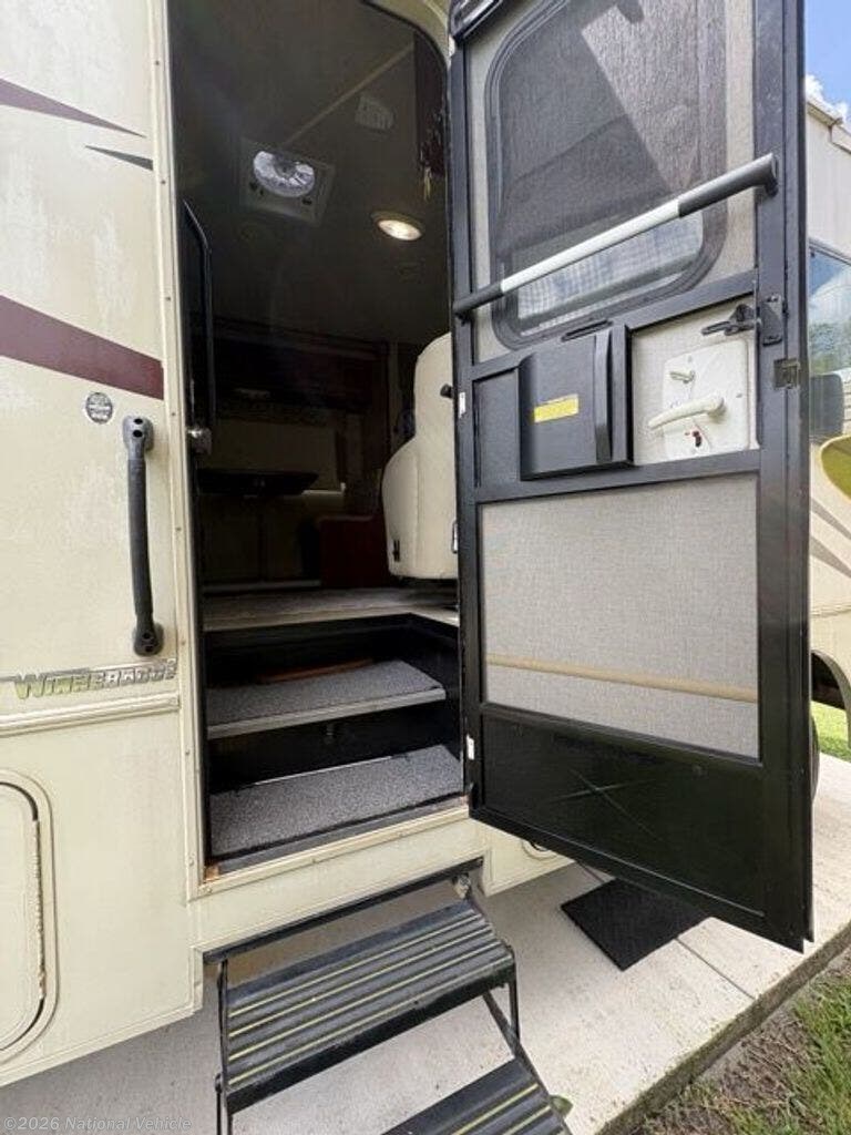 2015 Sunstar 26HE by Winnebago from National Vehicle in Orlando, Florida