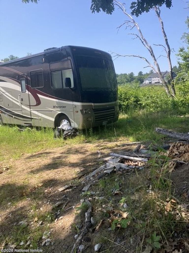 2009 Four Winds Windsport 32R - Used Class A For Sale by National Vehicle in Raymond, New Hampshire