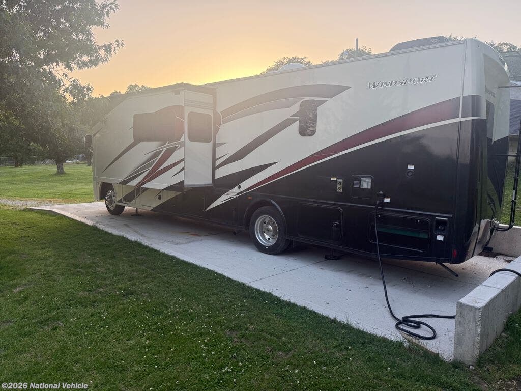 2023 Thor Motor Coach Windsport 34R - Used Class A For Sale by National Vehicle in Des Moines, Iowa