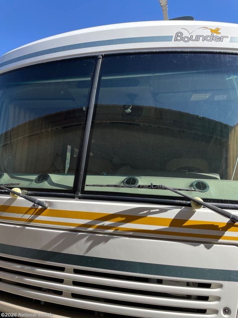 2003 Fleetwood Bounder 35K - Used Class A For Sale by National Vehicle in Gilbert, Arizona