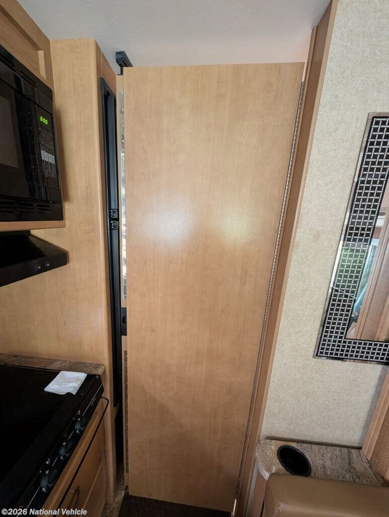2015 Thor Motor Coach Axis 24.1 - Used Class A For Sale by National Vehicle in Wyoming, Michigan