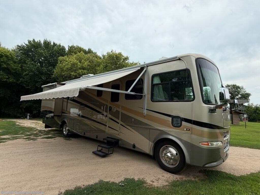 2006 Tiffin Allegro Bay 38TDB - Used Class A For Sale by National Vehicle in Spirit Lake, Iowa