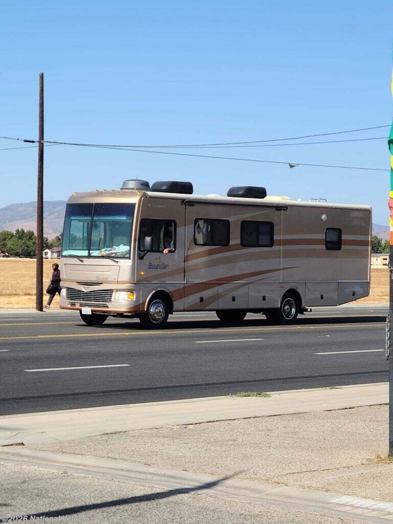 2007 Fleetwood Bounder 33R - Used Class A For Sale by National Vehicle in Los Angeles, California