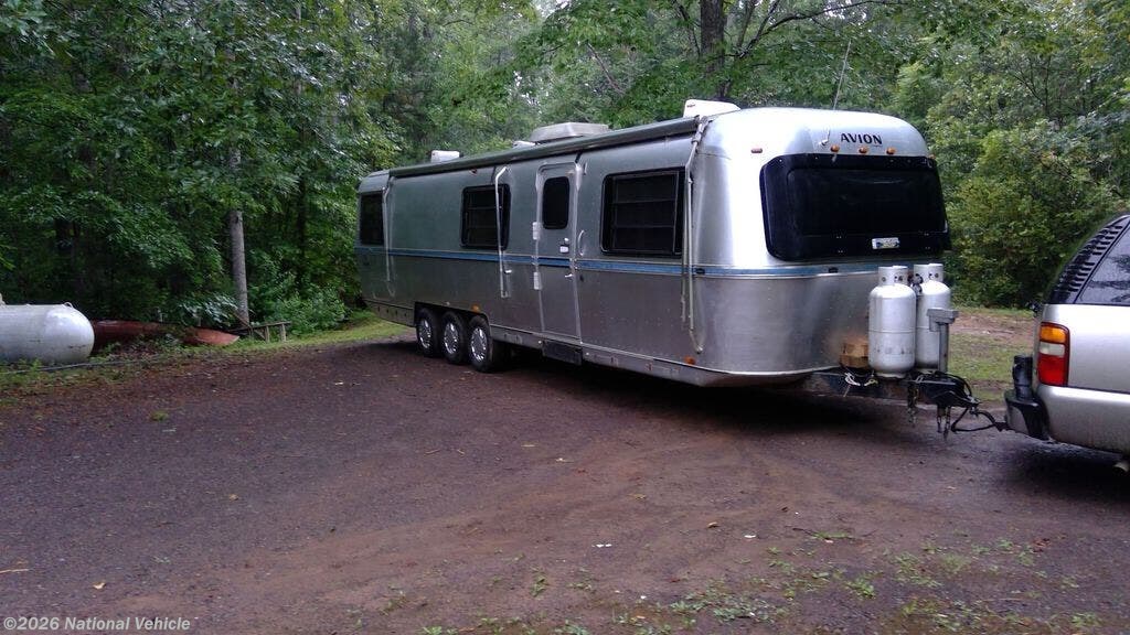 Used 1985 Avion 34W available in Amissville, Virginia