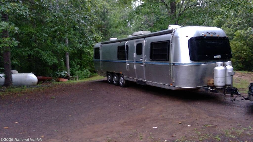 1985 34W by Avion from National Vehicle in Amissville, Virginia