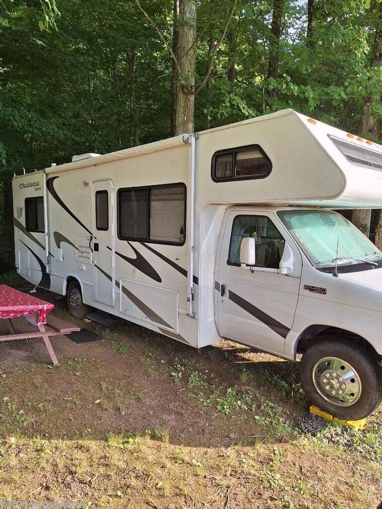 2005 Chateau 28A by Four Winds from National Vehicle in Memphis, New York