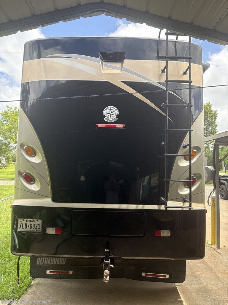 Used 2008 Tiffin Allegro Bay 35TSB available in Brazoria, Texas