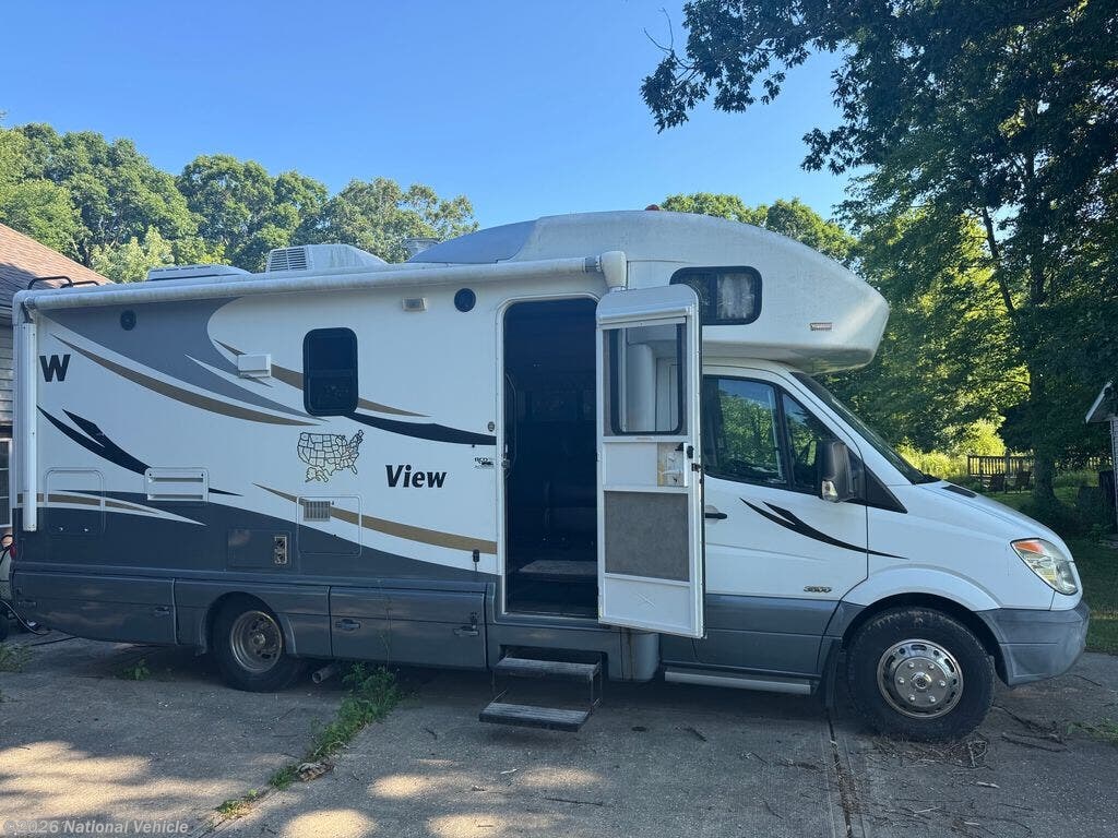 2012 Winnebago View 24M - Used Class C For Sale by National Vehicle in Pierpont, Ohio