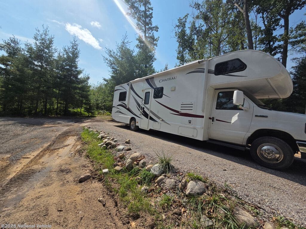 2013 Chateau 31K by Thor Motor Coach from National Vehicle in Lachine, Michigan