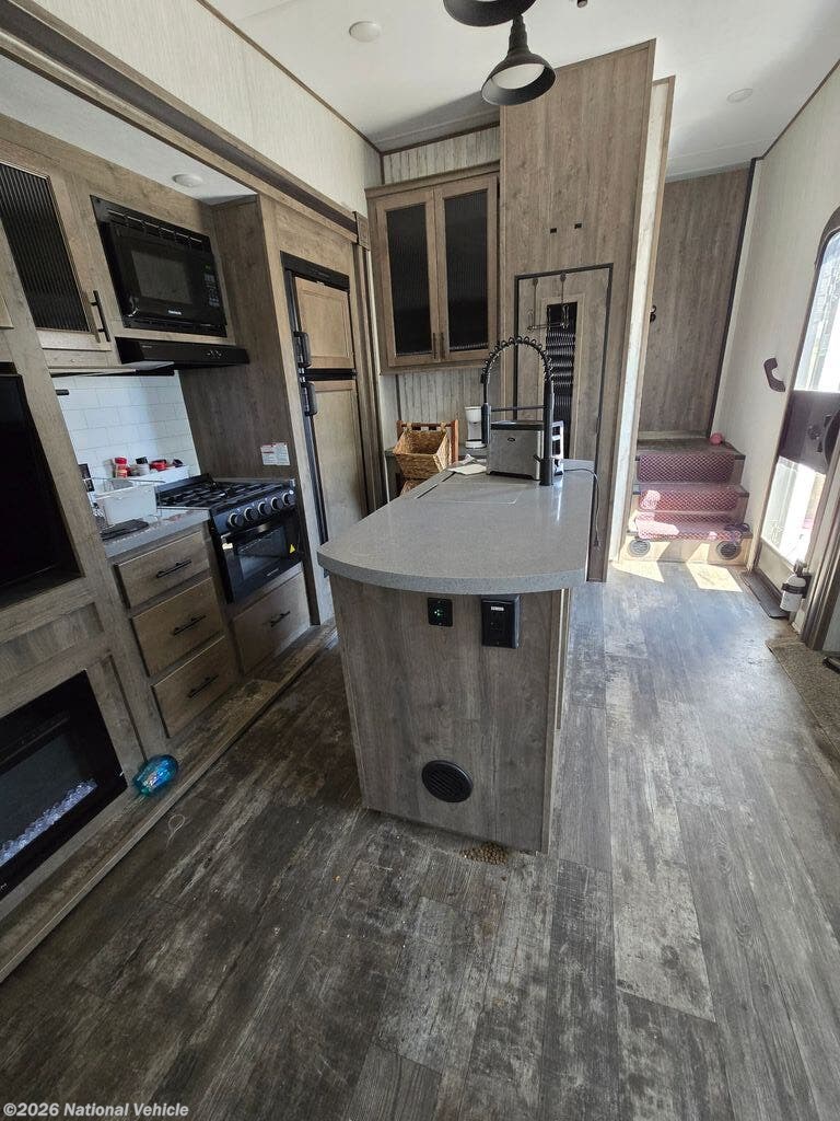 2020 Sabre 270RL by Forest River from National Vehicle in Greeley, Colorado